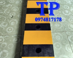 Đệm cao su chống va cho nhà xưởng